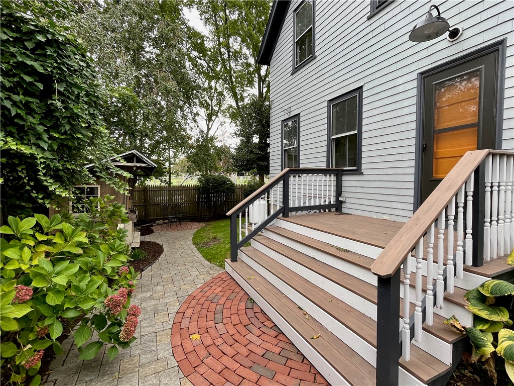 12 Lasalle Place