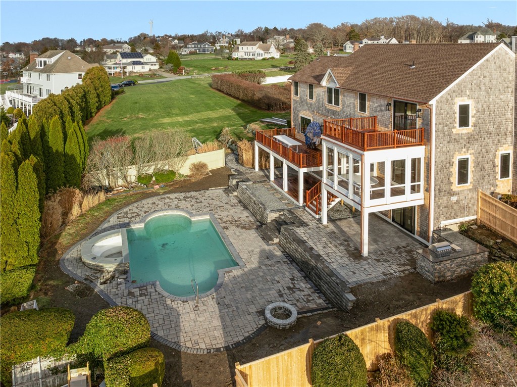 121 Cromwell Drive