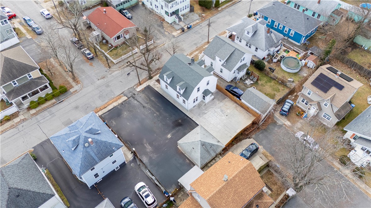49 Villa Avenue