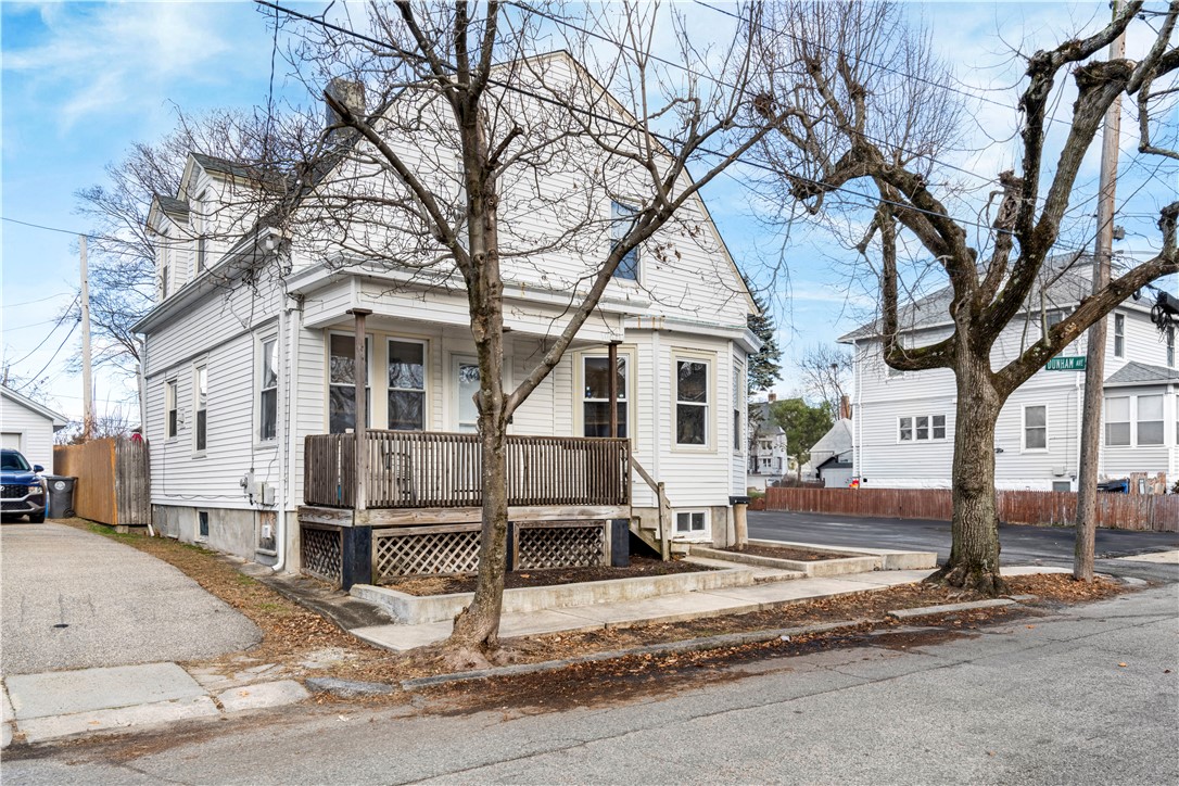 49 Villa Avenue