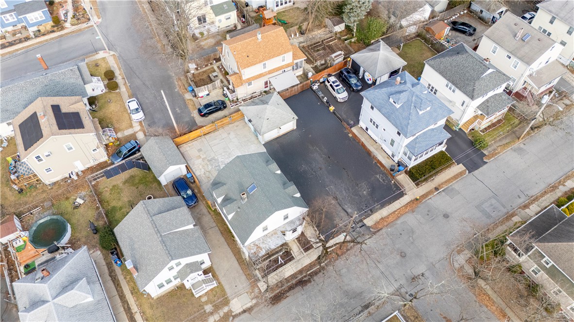 49 Villa Avenue