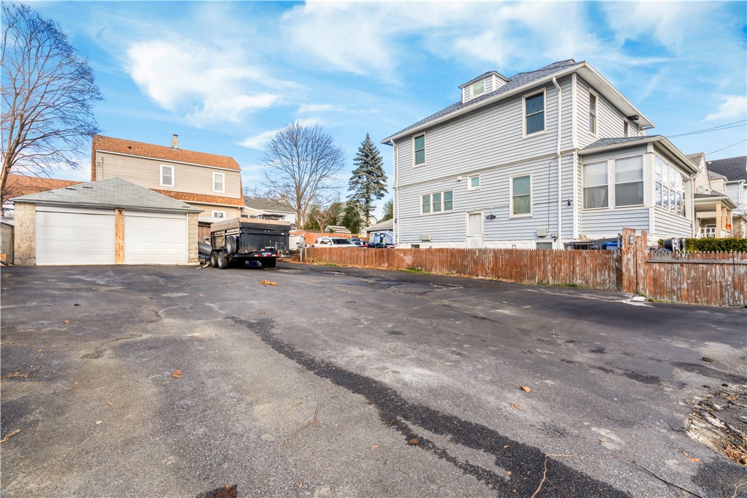 49 Villa Avenue