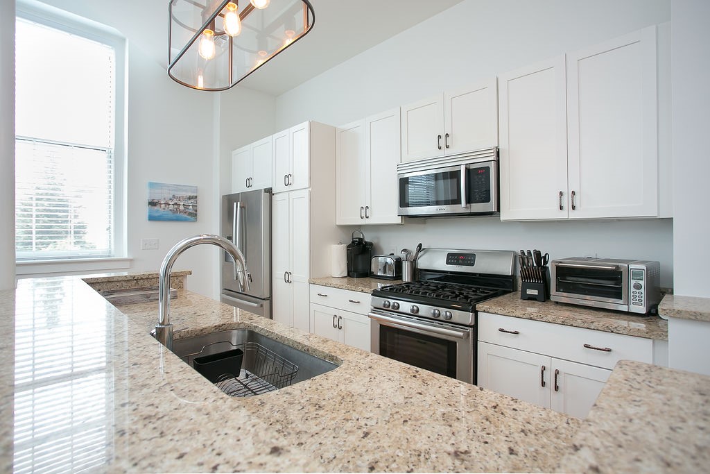 32 Carey Street 1D