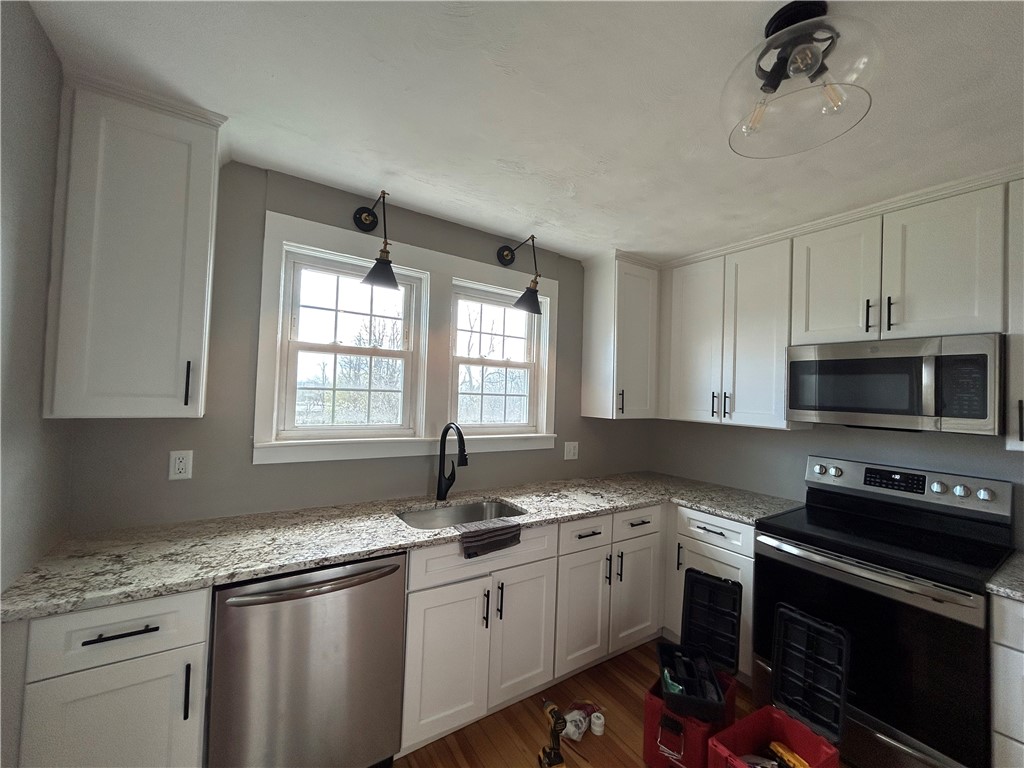 202 Bayview Avenue B