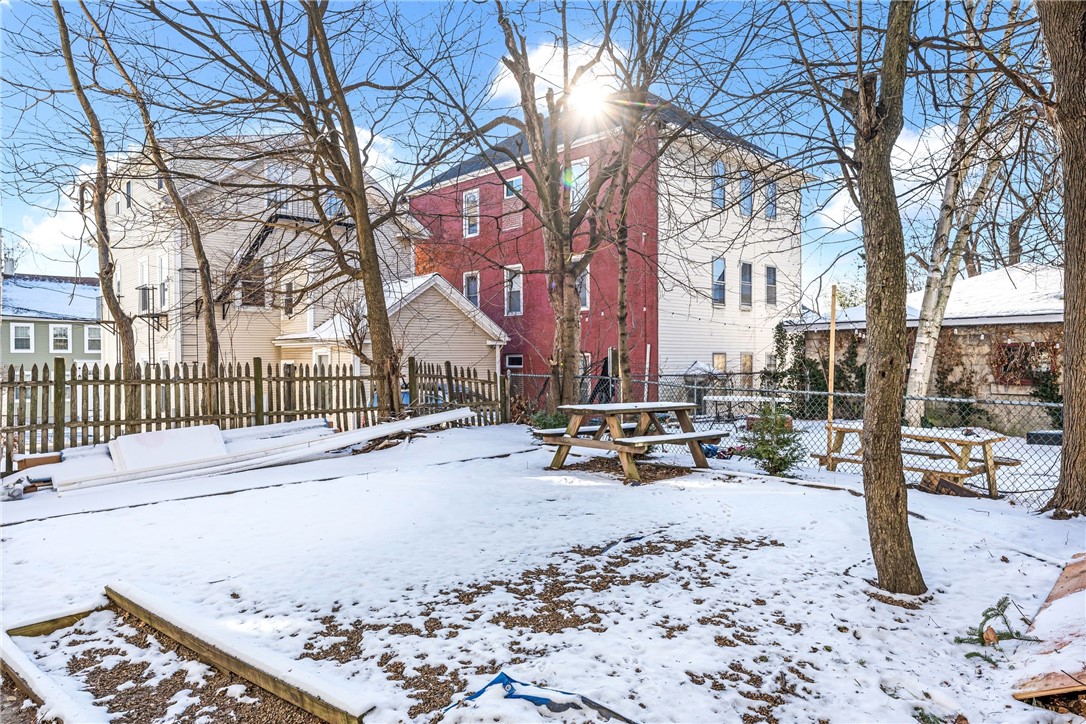82 Hope Street
