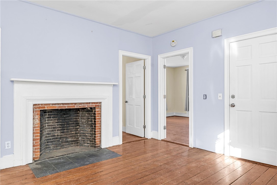 82 Hope Street