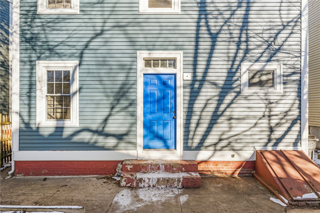 82 Hope Street
