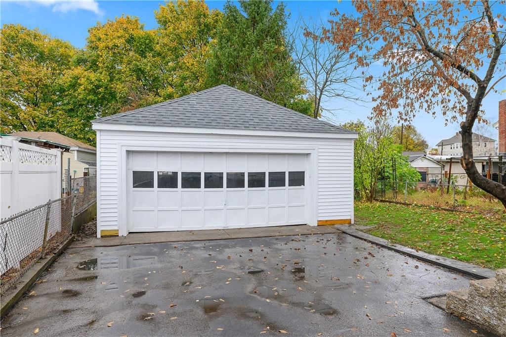 29 Pleasant Street
