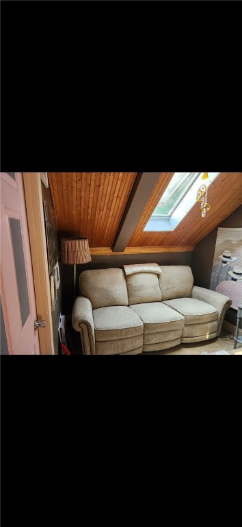 8 Peckham Avenue