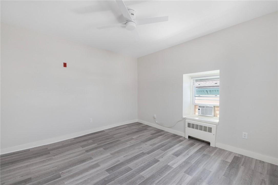 462 Thames Street 3