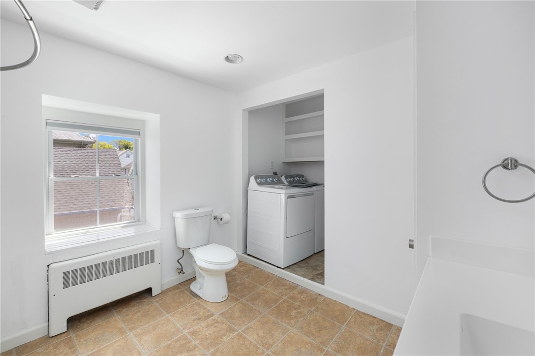 462 Thames Street 3