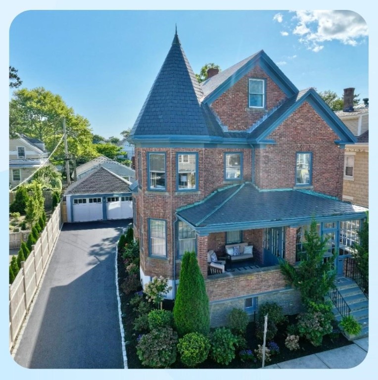 21 Bedlow Avenue