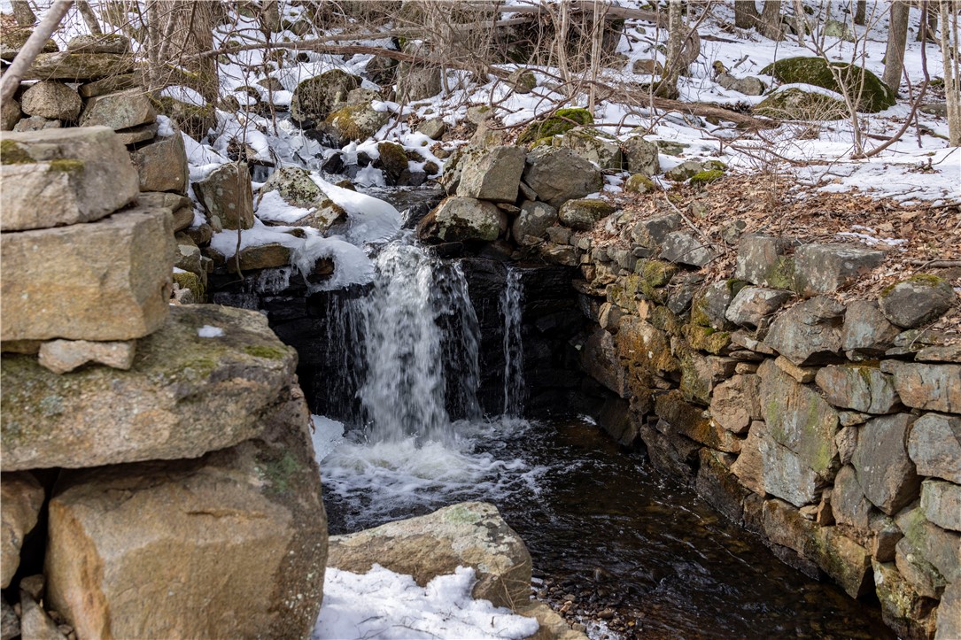 80 Browns Corner Road