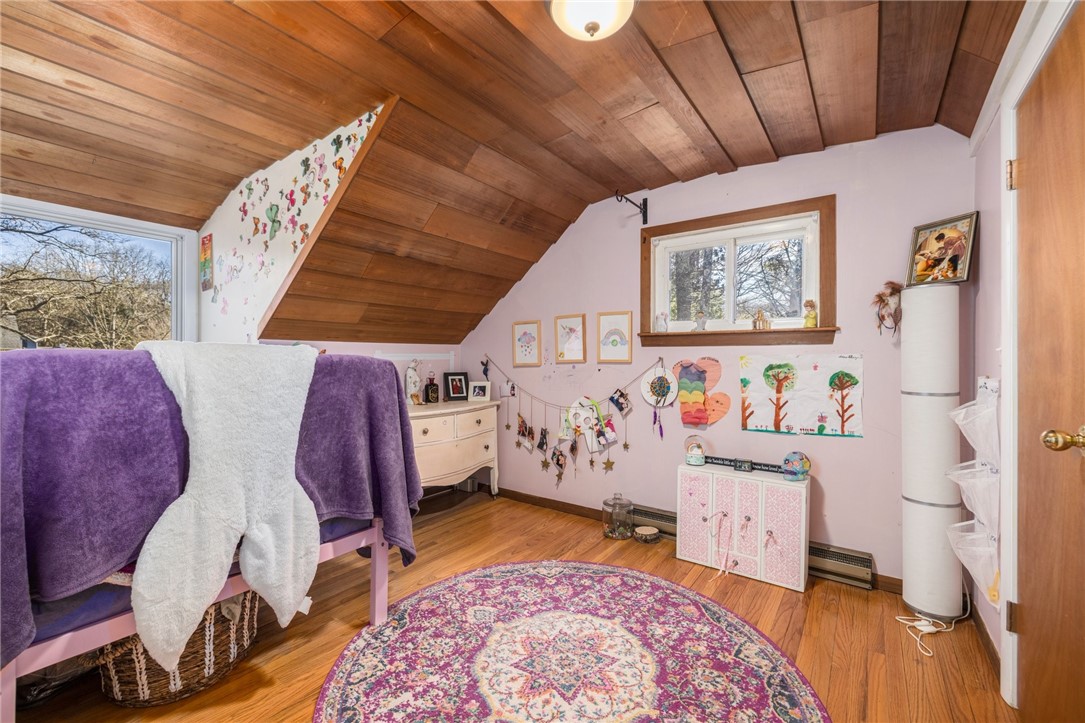 127 LITTLE REST Road