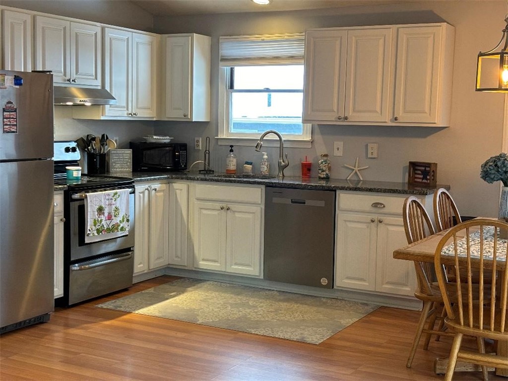 75 Hemlock Road