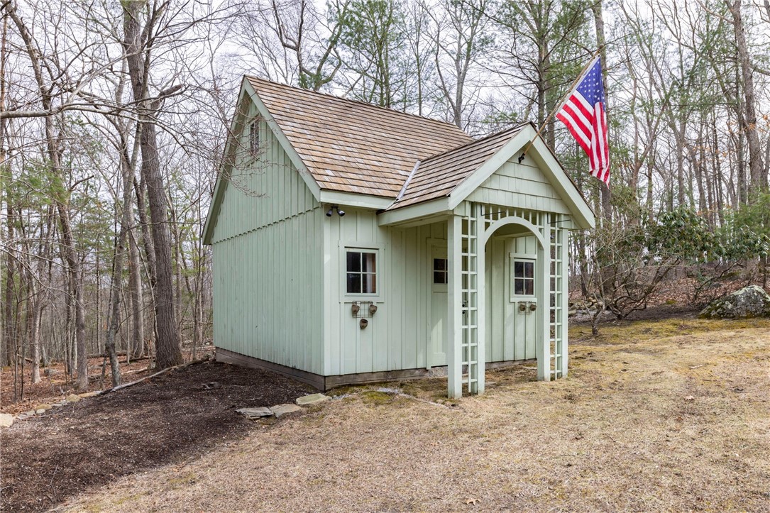 95 Winchester Drive
