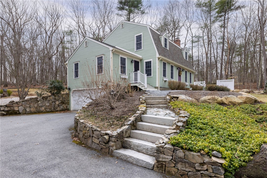 95 Winchester Drive