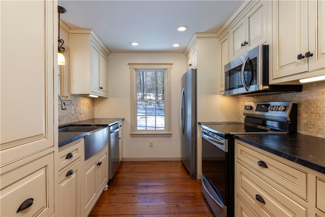 95 Winchester Drive