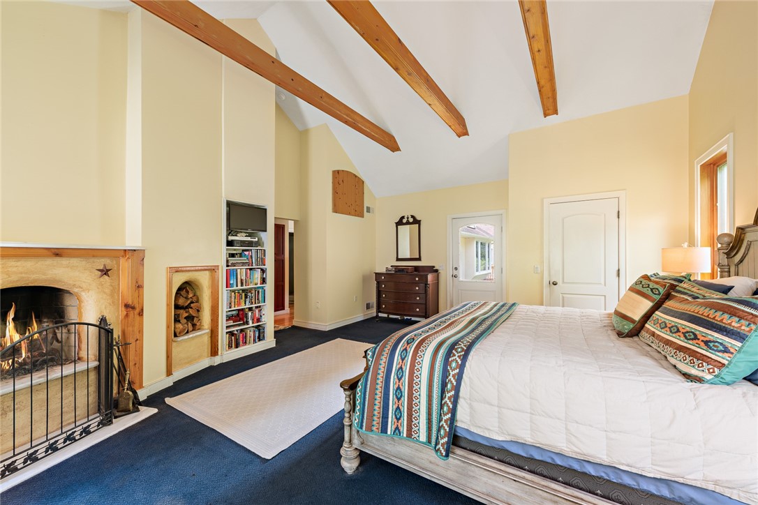 501 Matunuck School House Road