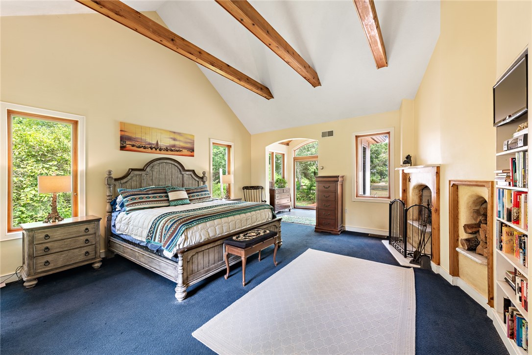 501 Matunuck School House Road