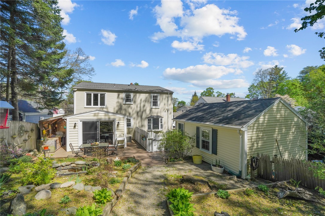 41 River Road