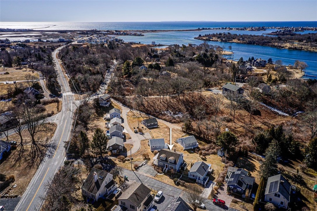 12 West Side Road