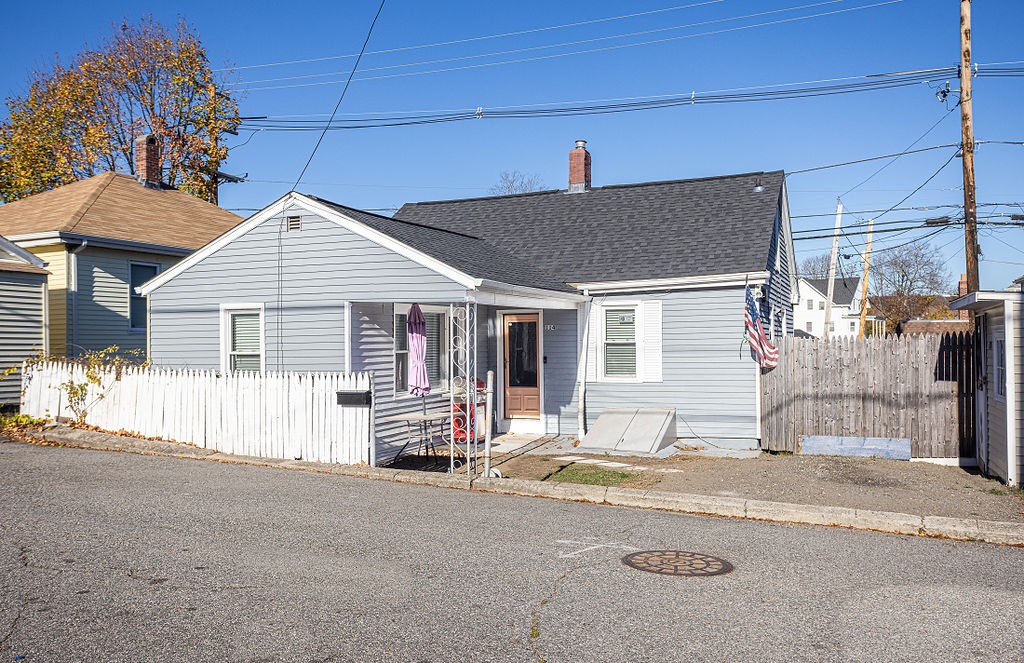 114 Putnam Pike