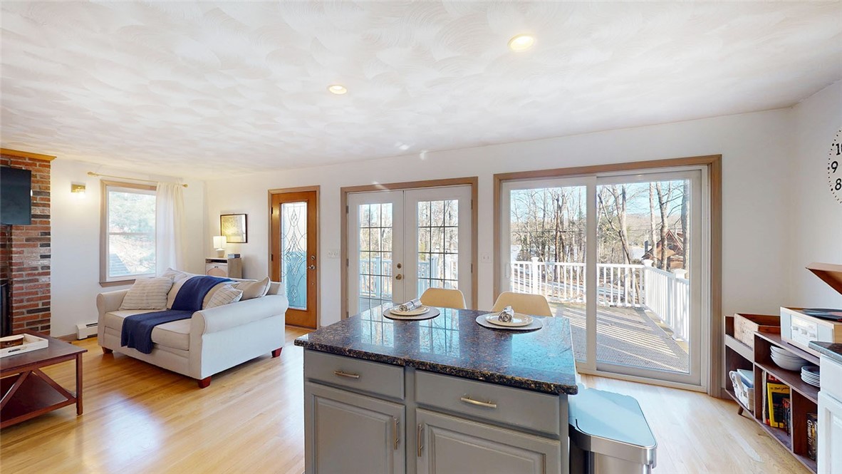 111 Lake Washington Drive
