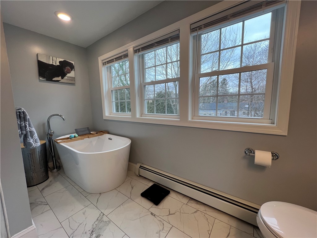 17 Meadowbrook Drive
