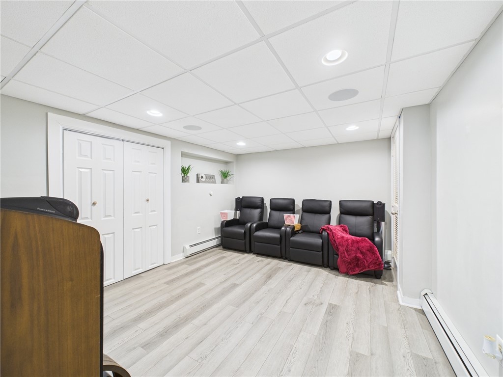 17 Meadowbrook Drive