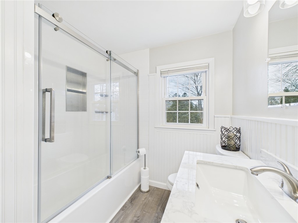 17 Meadowbrook Drive