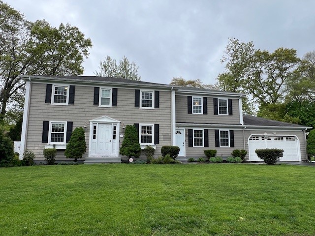 17 Meadowbrook Drive