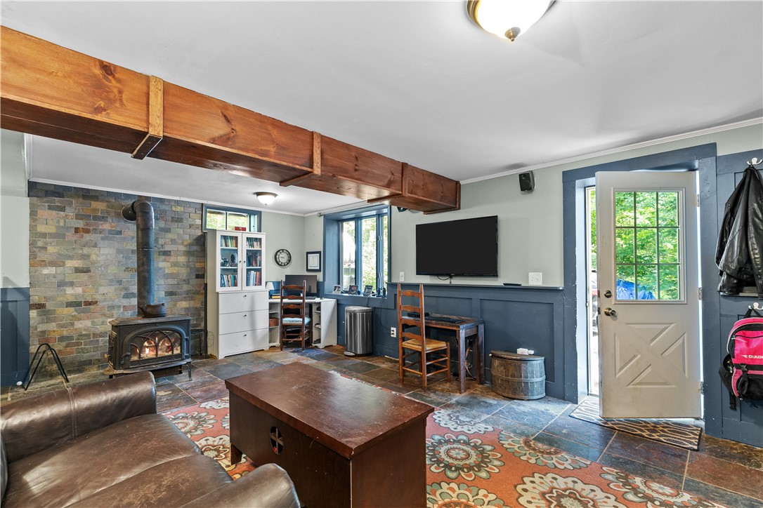 50 Hoxsie Road