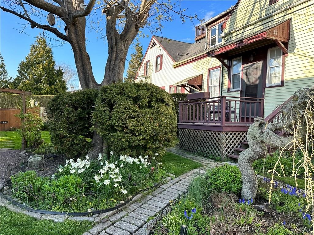 167 Coggeshall Avenue A