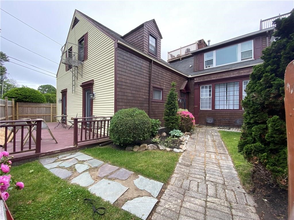 167 Coggeshall Avenue A