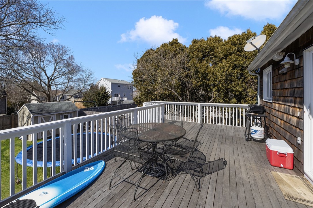 383 Davit Avenue