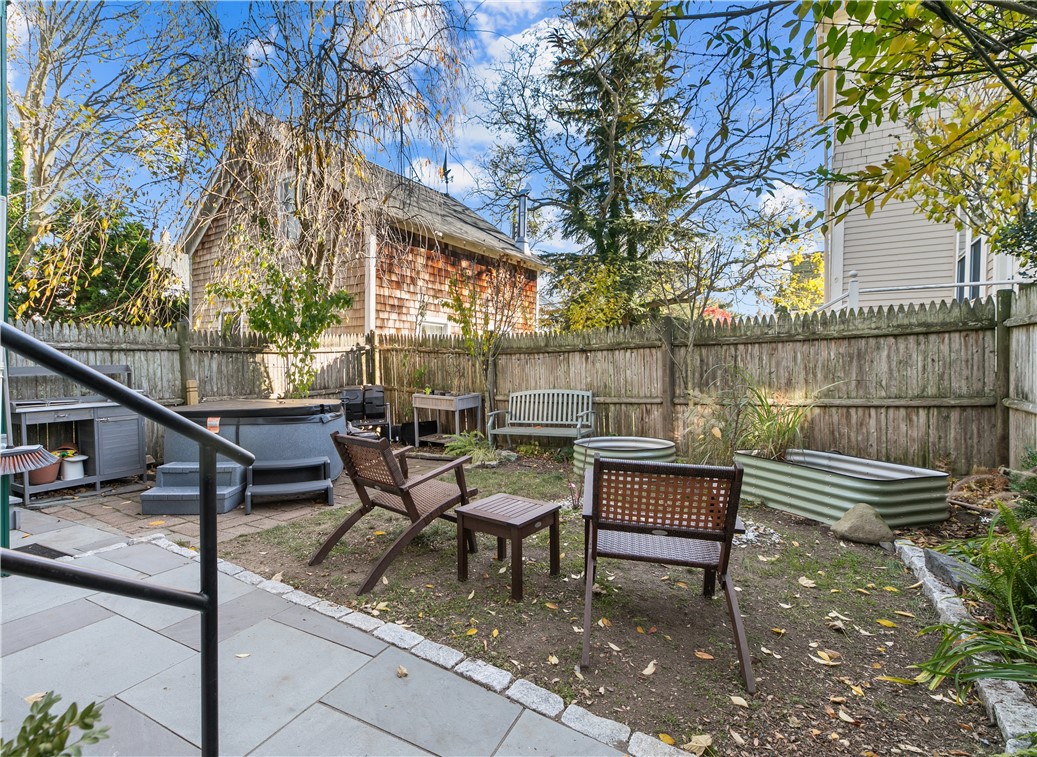 12 Maitland Court