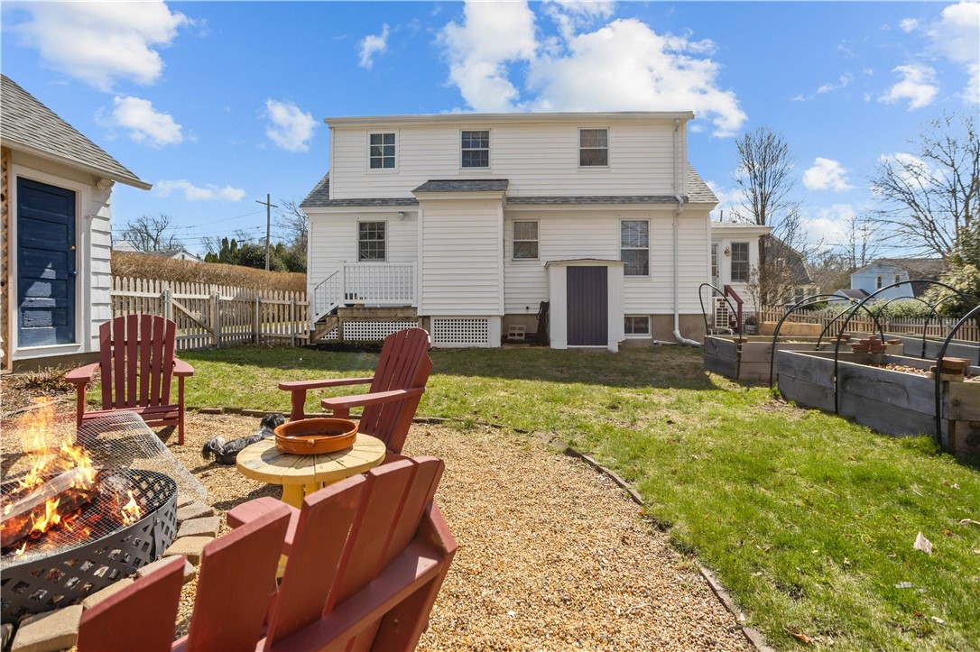 15 Maple Street
