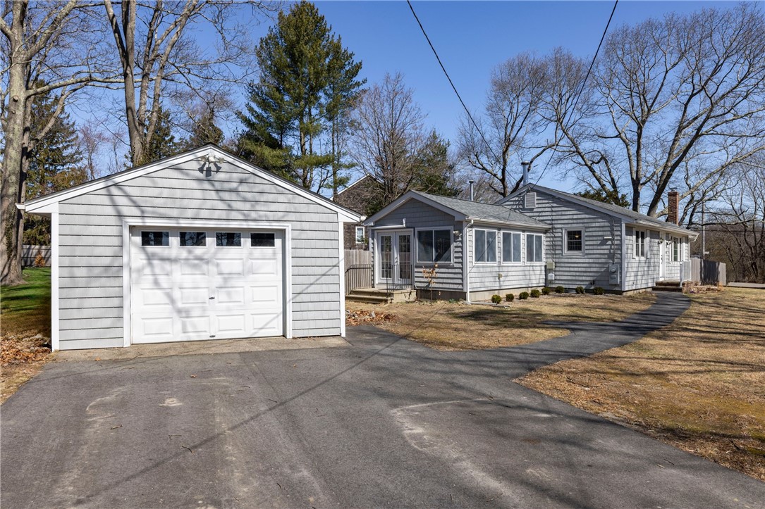 100 Rose Hill Road