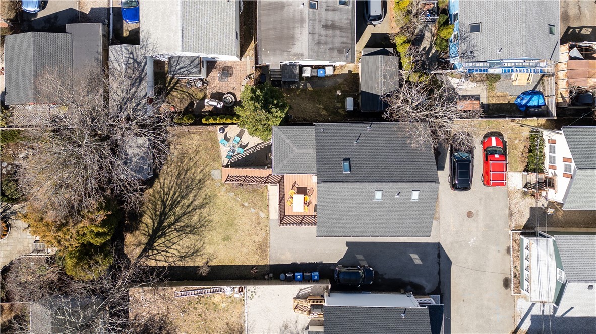 6 Gladding Court