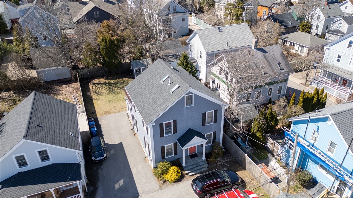 6 Gladding Court