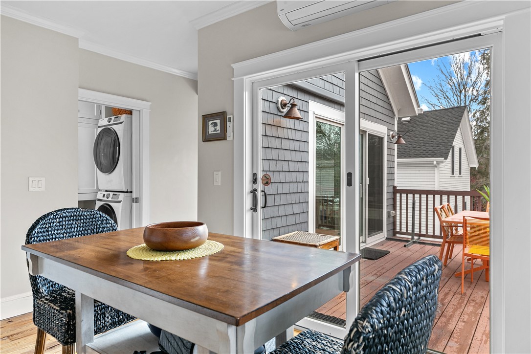 6 Gladding Court