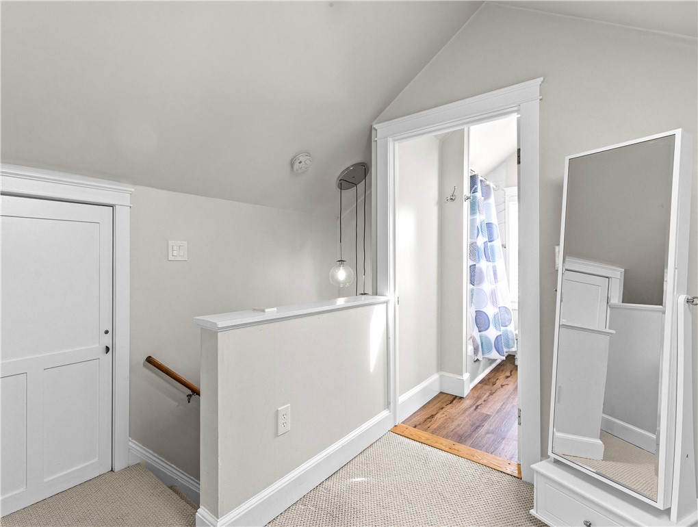 6 Gladding Court