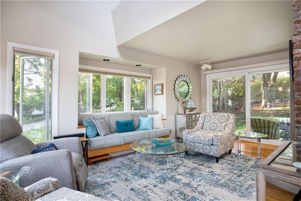 110 Rocky Hollow Road