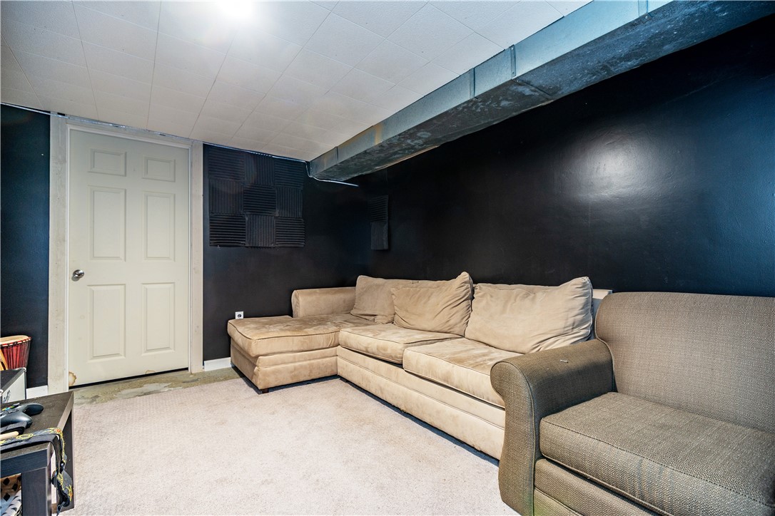 695 Maple Valley Road