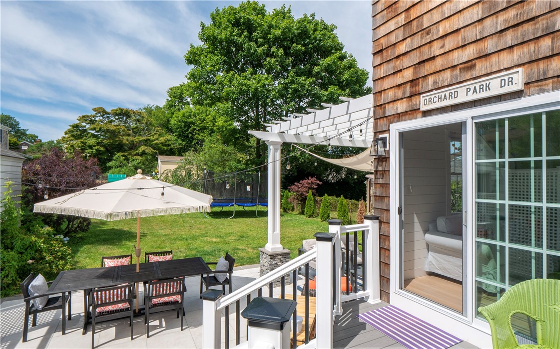 122 Ruggles Avenue