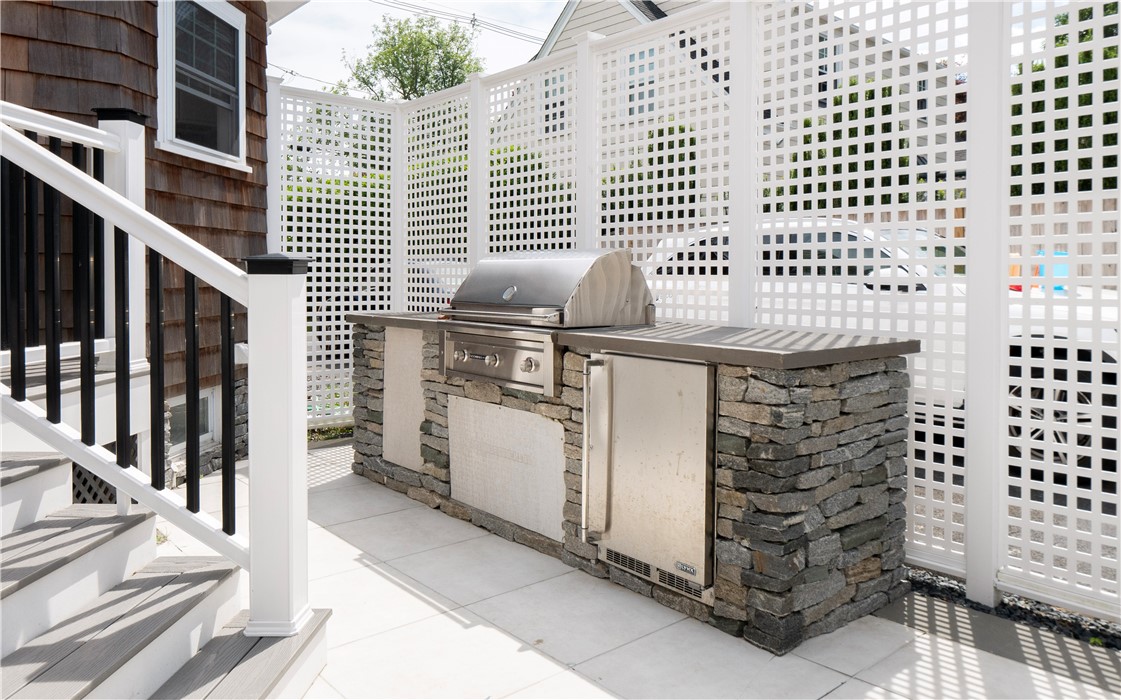 122 Ruggles Avenue