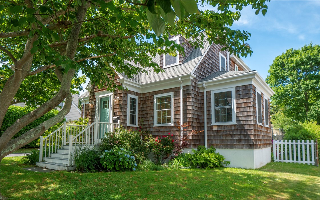 122 Ruggles Avenue