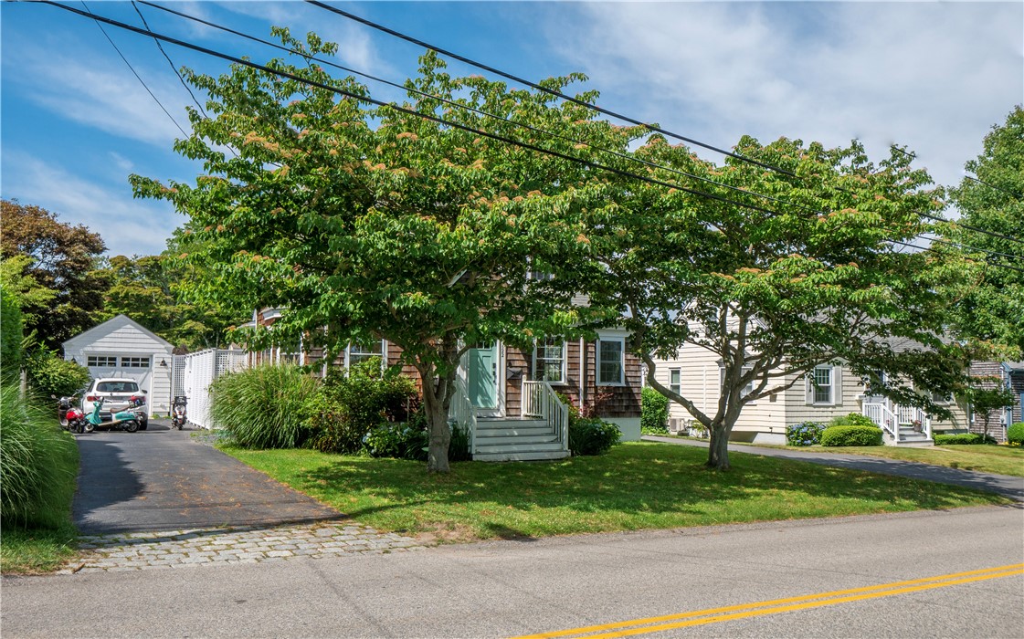 122 Ruggles Avenue