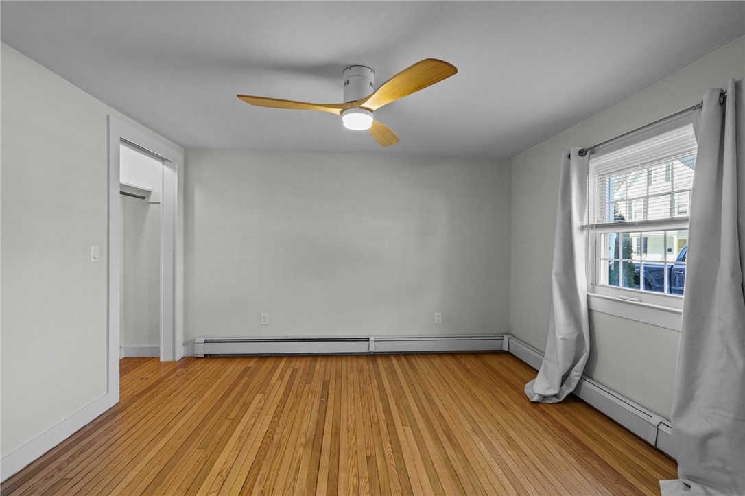 15 Curry Avenue